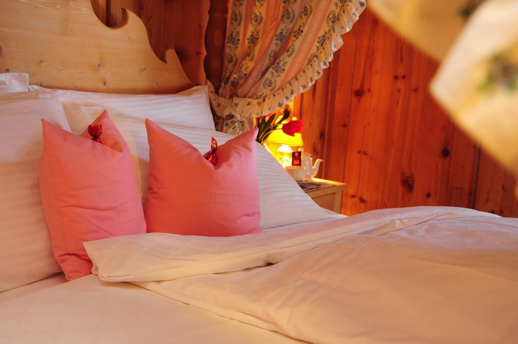 Chalet Alpenrose Bio Wellness Naturhotel โกโกโล ห้อง รูปภาพ
