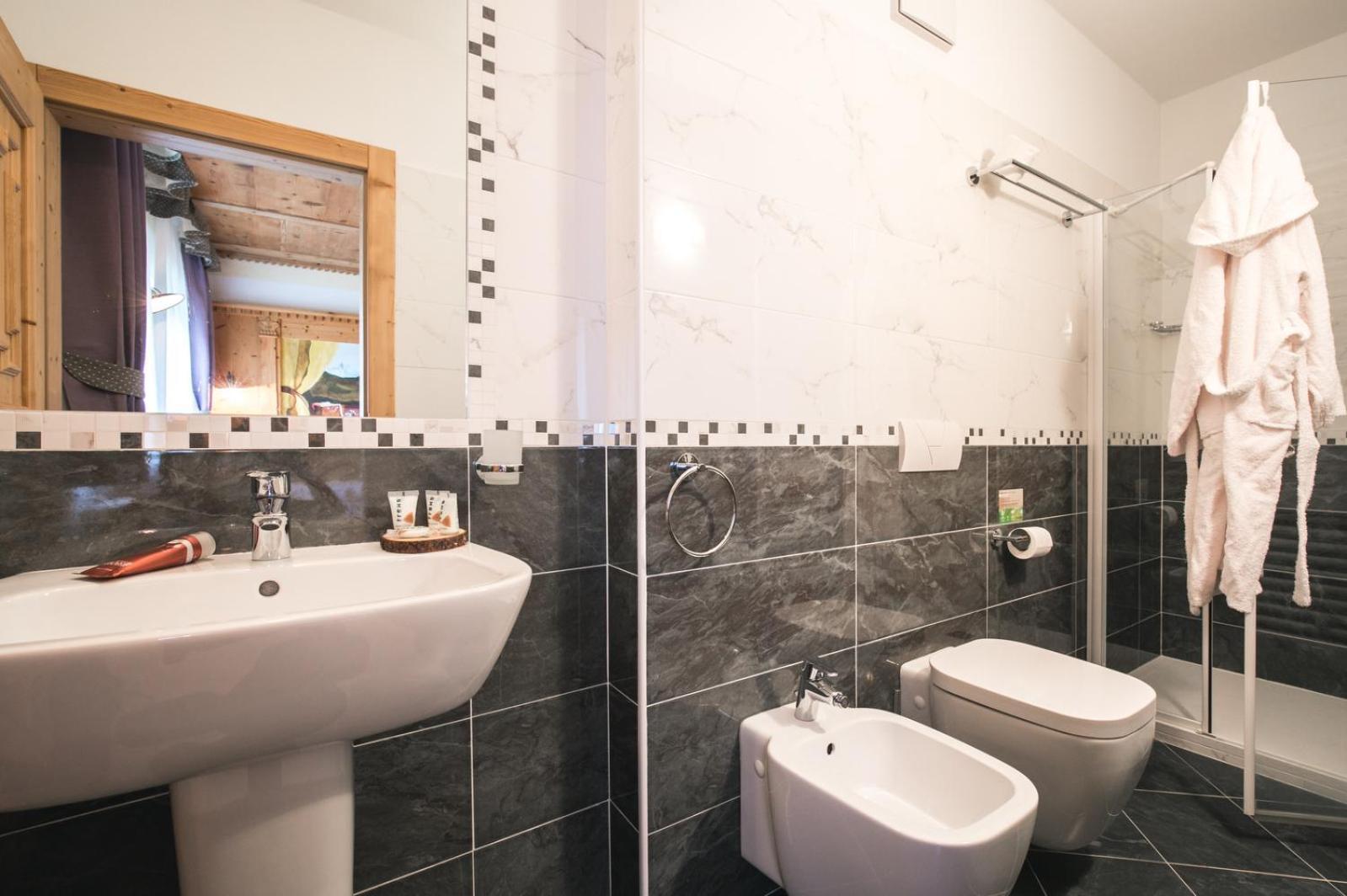 Chalet Alpenrose Bio Wellness Naturhotel โกโกโล ภายนอก รูปภาพ